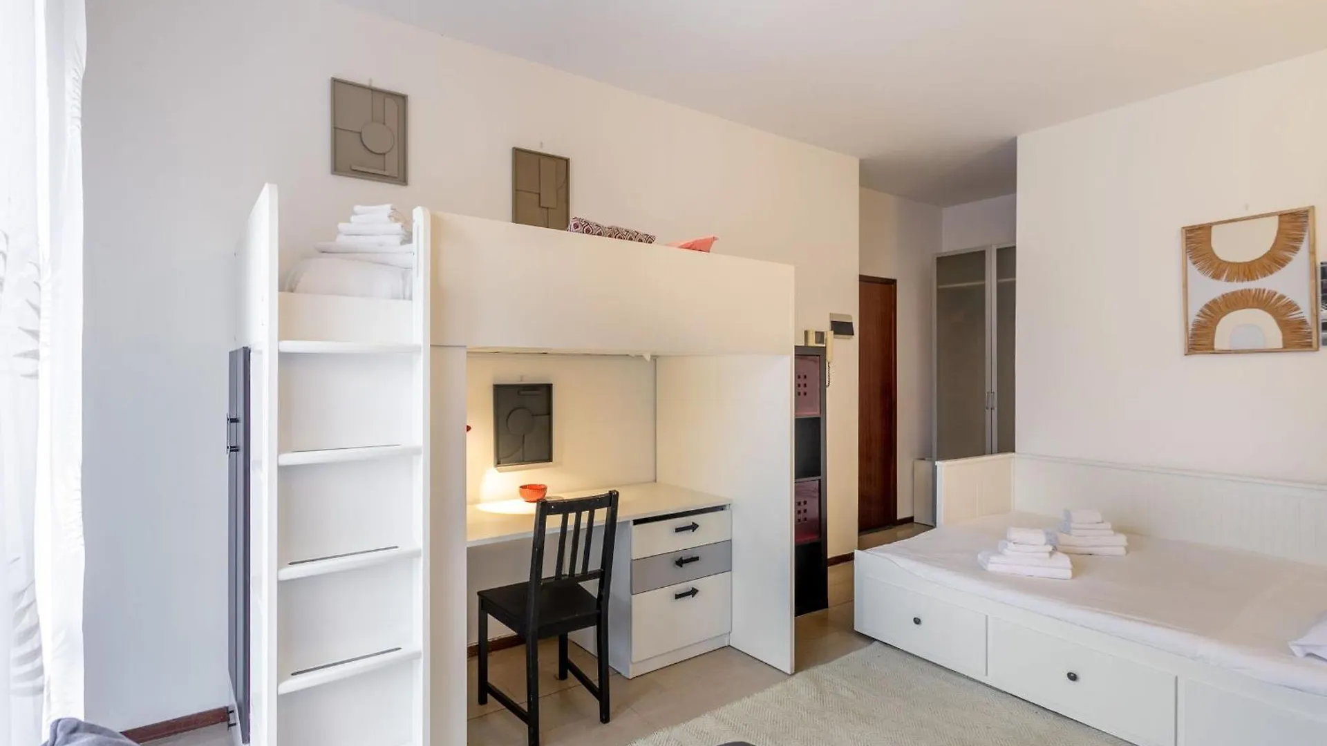 Apartment Rucellai Studio With Shared Pool By Halldis Milan